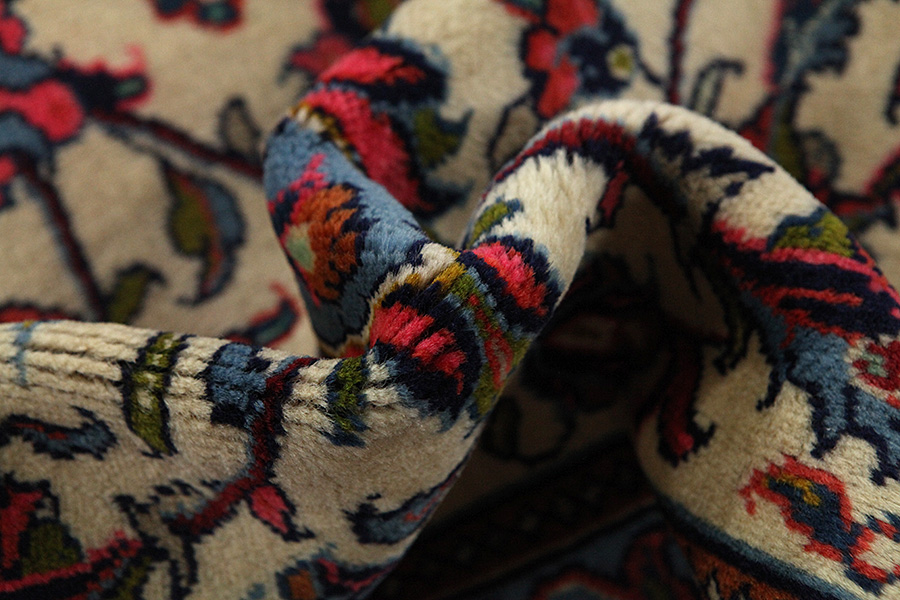 Sarouk - Farahan Persian Carpet 346x245 - Picture 6