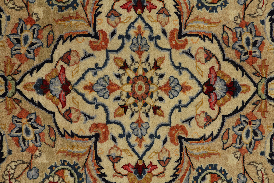 Kashan Persian Carpet 398x294 - Picture 7