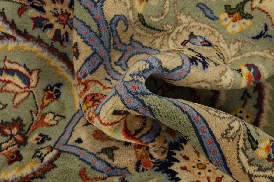 Kashan Persian Carpet 398x294 - Picture 9