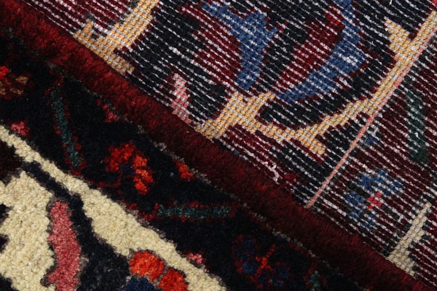 Bakhtiari Persian Carpet 310x208 - Picture 5