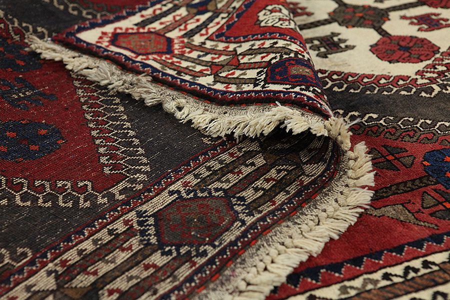 Lori - Qashqai Persian Carpet 240x144 - Picture 4