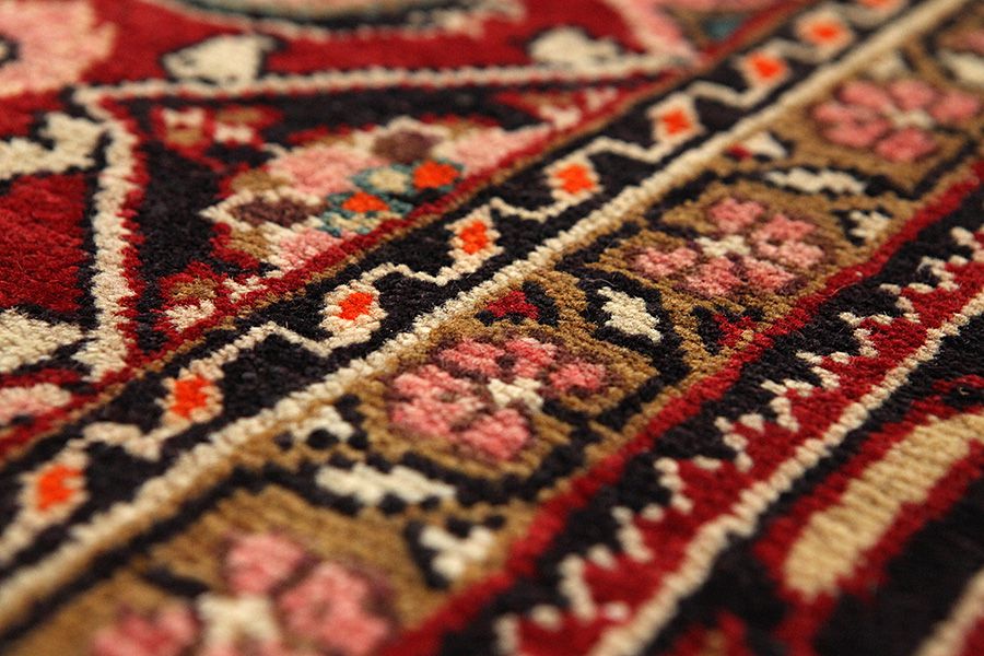 Farahan - Sarouk Persian Carpet 333x185 - Picture 8