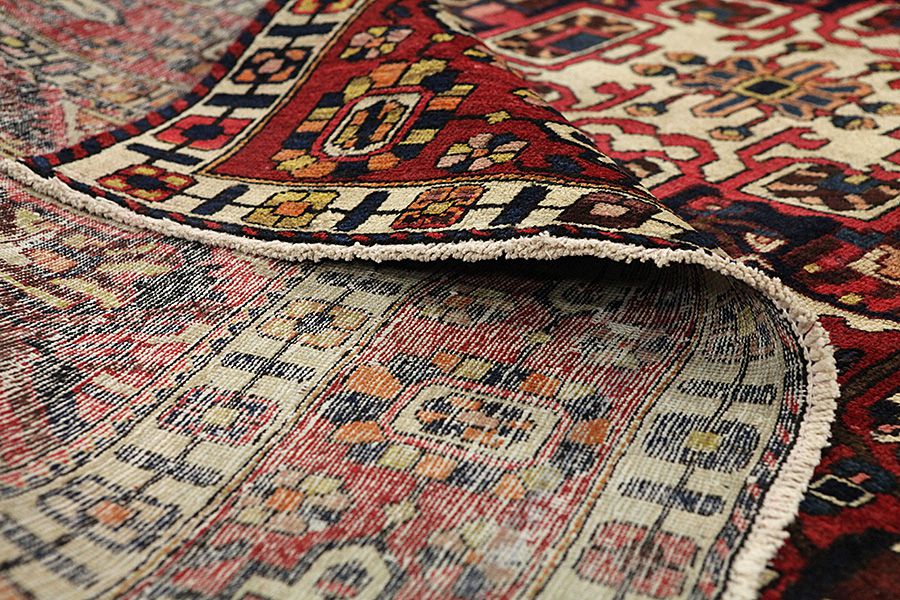 Bakhtiari Persian Carpet 313x208 - Picture 4