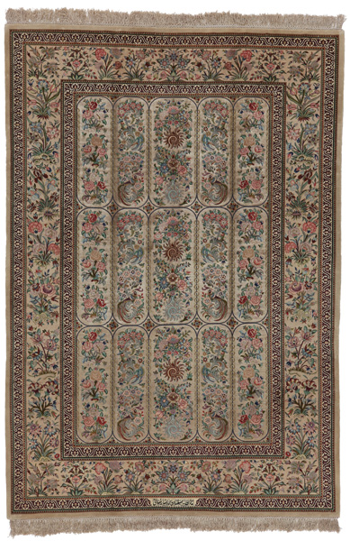 Isfahan Persian Carpet 212x147
