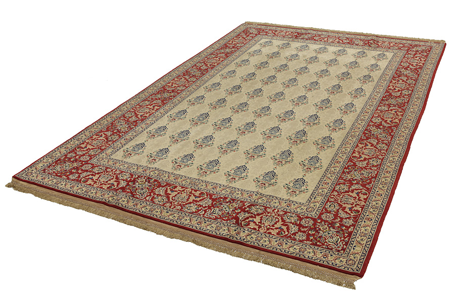 Isfahan Persian Carpet 301x197 - Picture 2
