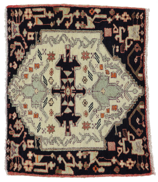 Qashqai - Shiraz Persian Carpet 65x82