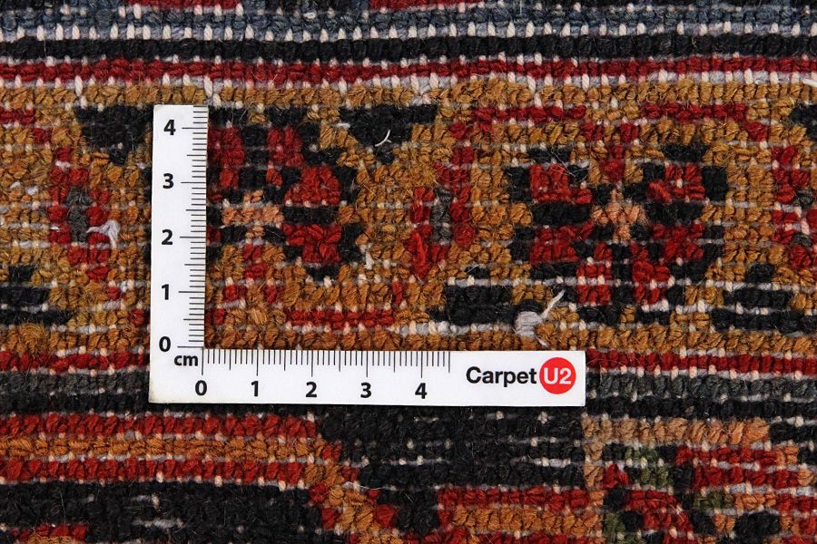Isfahan Persian Carpet 307x199 - Picture 3